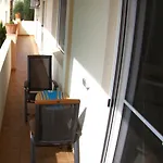 Rust, Panoramisch Uitzicht En Comfort In *
